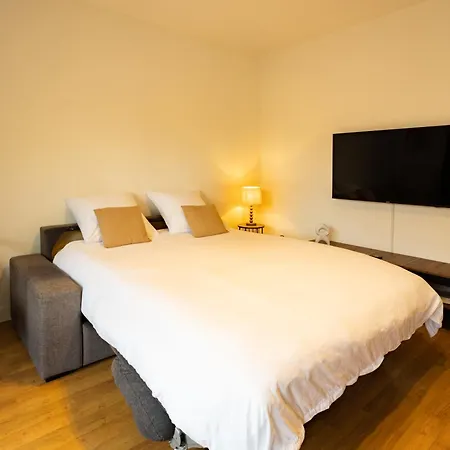 Appartamento T2 Avec Balcon Et Place De Parking à 2 Pas Du Cube
