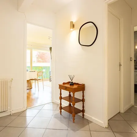 T2 Avec Balcon Et Place De Parking à 2 Pas Du Cube Appartamento *